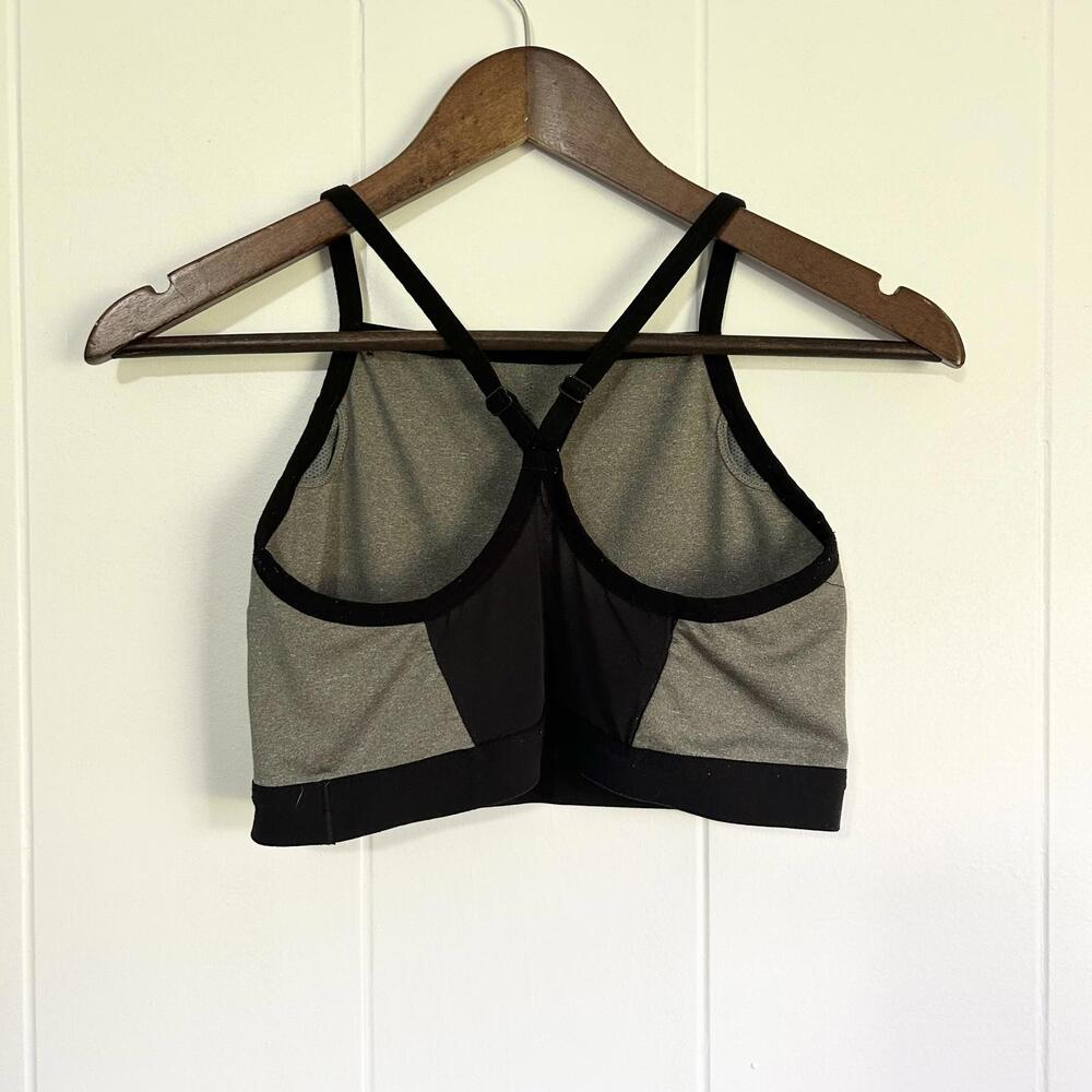 Nike Dri Fit Gray Mesh Active Workout Sports Bra Women's Large - Picture 2 of 3